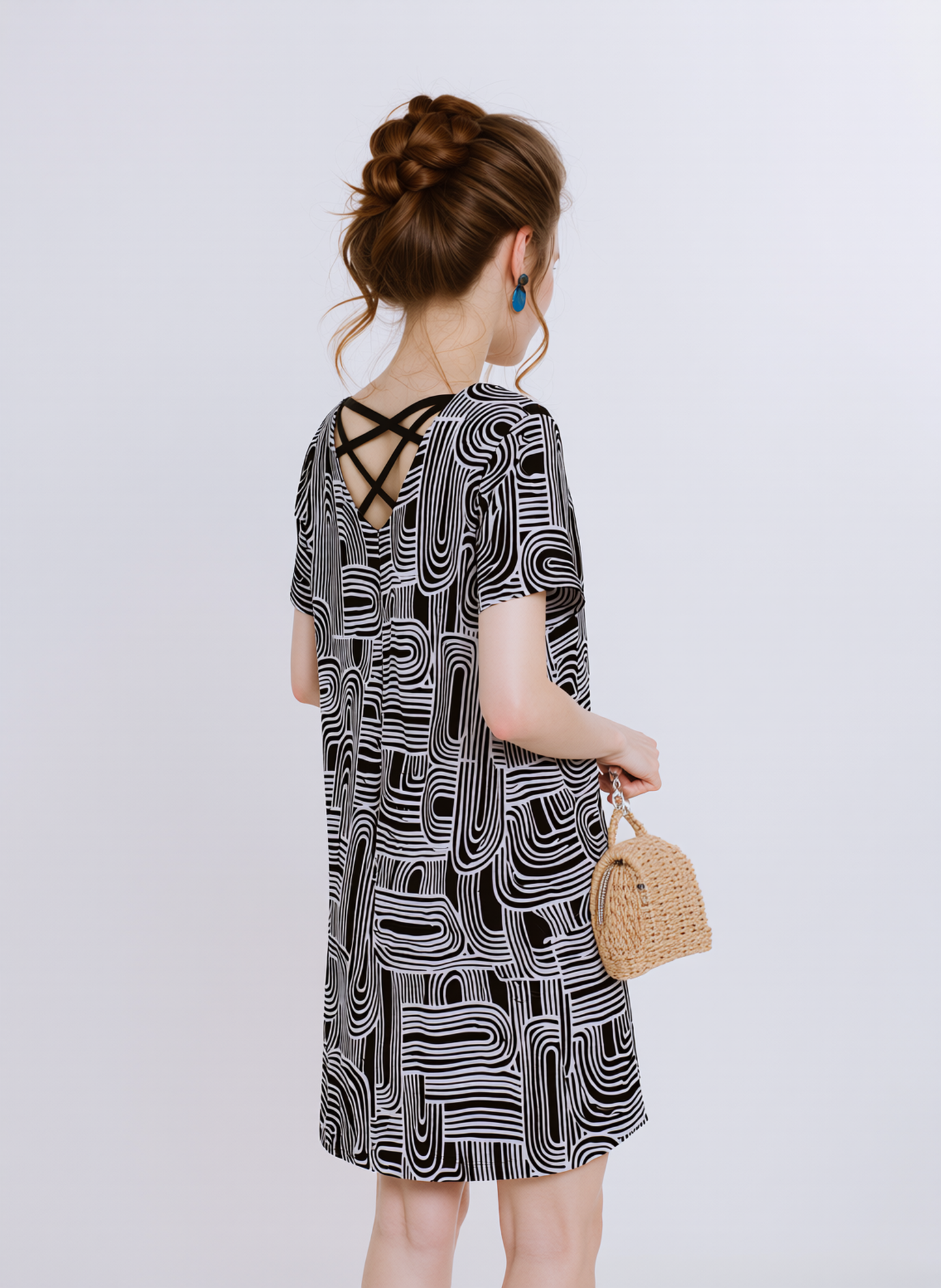 Women's Abstract Geometric Print Shift Dress - Short Sleeve Scoop Neck Strappy Back Casual Mini