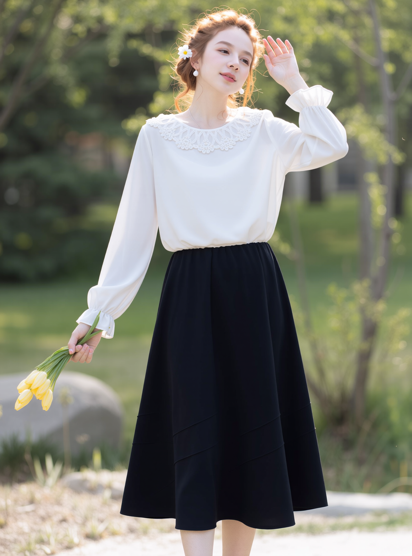Black Lined Elasticated A-Line Skirt